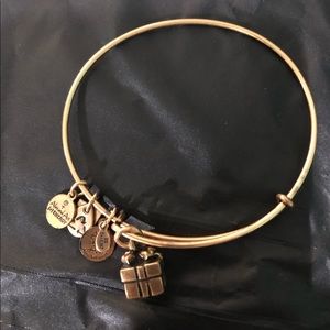 Alex & Ani, present, bracelet